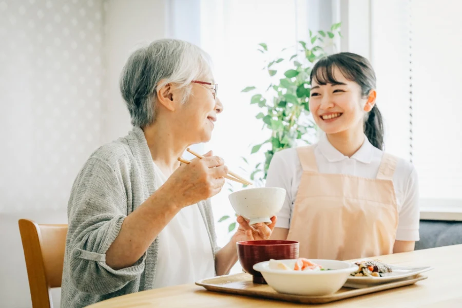 居宅介護 対象となる要介護者のお宅を訪問し、入浴、排泄などの身体介護